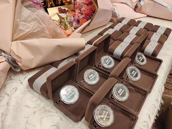 部分奖品奖杯 部分奖品奖杯