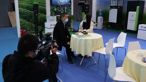 《品质》栏目组采访乐鱼